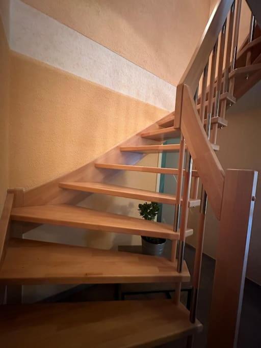 Palais -Mehrgehtnicht-Maisonette Grossweitzschen Bagian luar foto